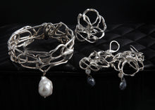 Load image into Gallery viewer, Sterling Silver Pearl Statement Bracelet