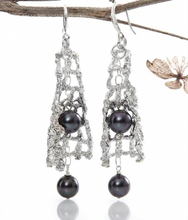 Load image into Gallery viewer, Siren's Dream Earrings