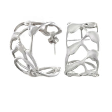 Load image into Gallery viewer, Flowing River Hoop Earings