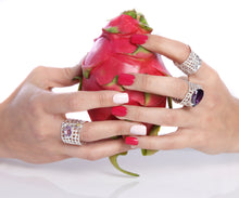 Load image into Gallery viewer, Net Band Ring with Amethyst and cintrin