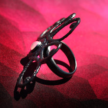 Load image into Gallery viewer, Oxidized Serenity Cocktail Ring