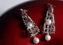 Load image into Gallery viewer, Siren's Dream Earrings
