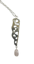 Load image into Gallery viewer, Rose Quartz Butterfly Wing Earrings
